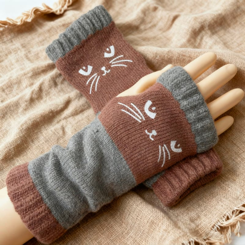 🔥❄️Women’s Knitted Fingerless Gloves with Cute Cat – Cozy, Stylish & Practical Winter Hand Warmers 🐾